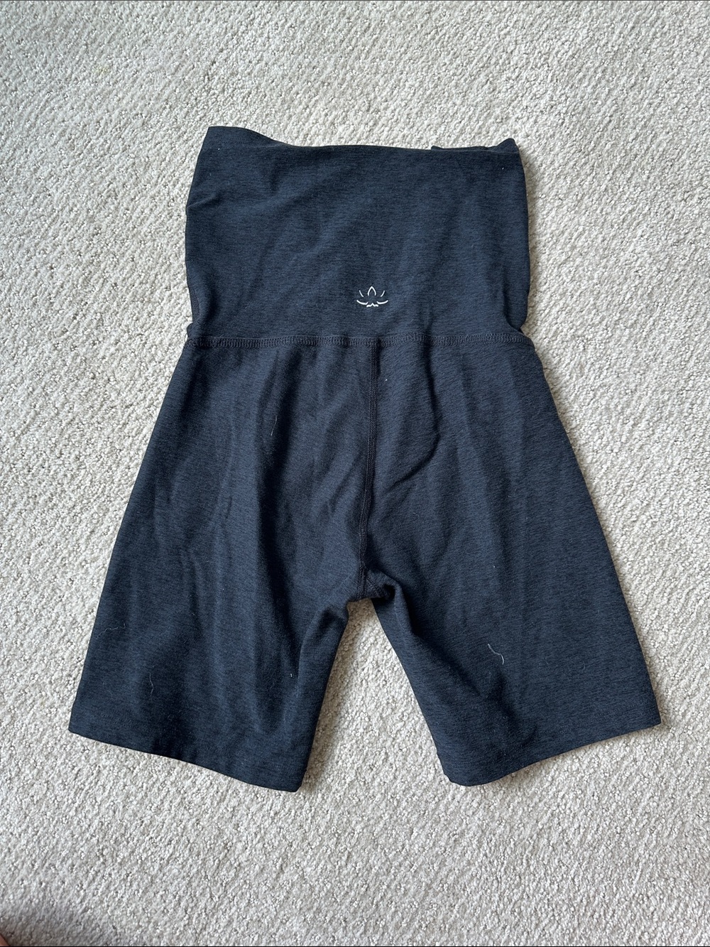 Beyond yoga maternity biker shorts - Picture 2 of 3